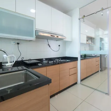 2 Parking Spacious Home Near R&F Mall - Seaview & Netflix Johor Bahru Exterior photo