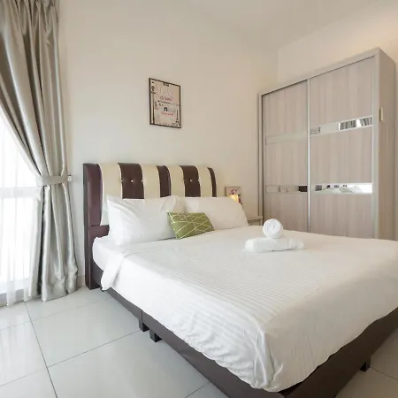 2 Parking Spacious Home Near R&F Mall - Seaview & Netflix Johor Bahru Exterior photo