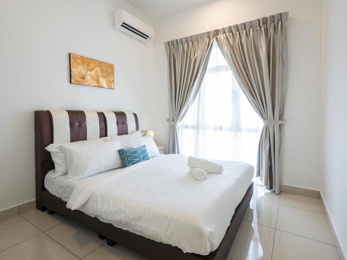 Apartemen 2 Parking Spacious Near R&f Mall - Seaview & Netflix